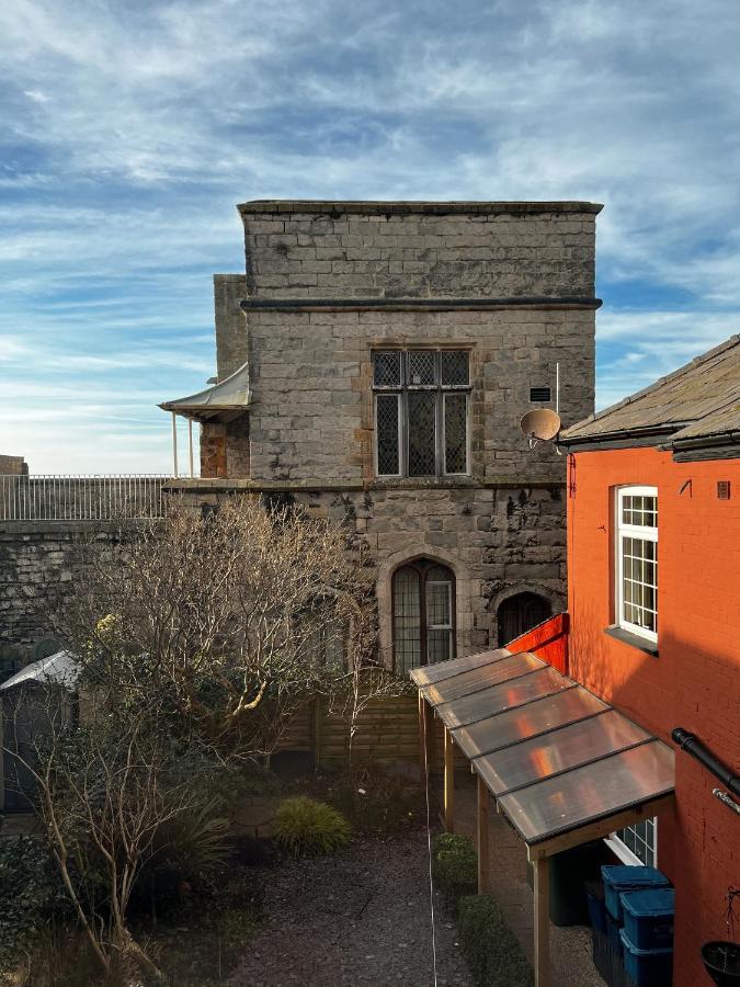 Caer Menai Hotel Caernarfon Exterior photo
