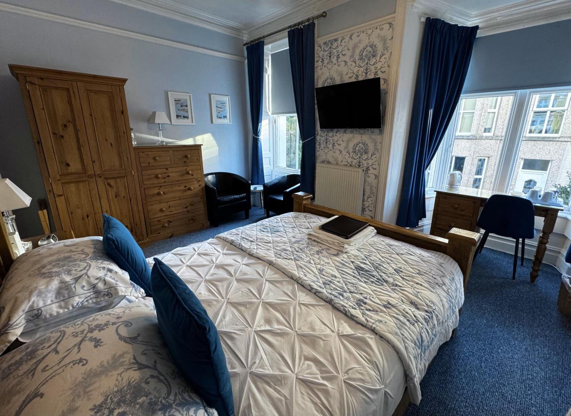 Caer Menai Hotel Caernarfon Exterior photo