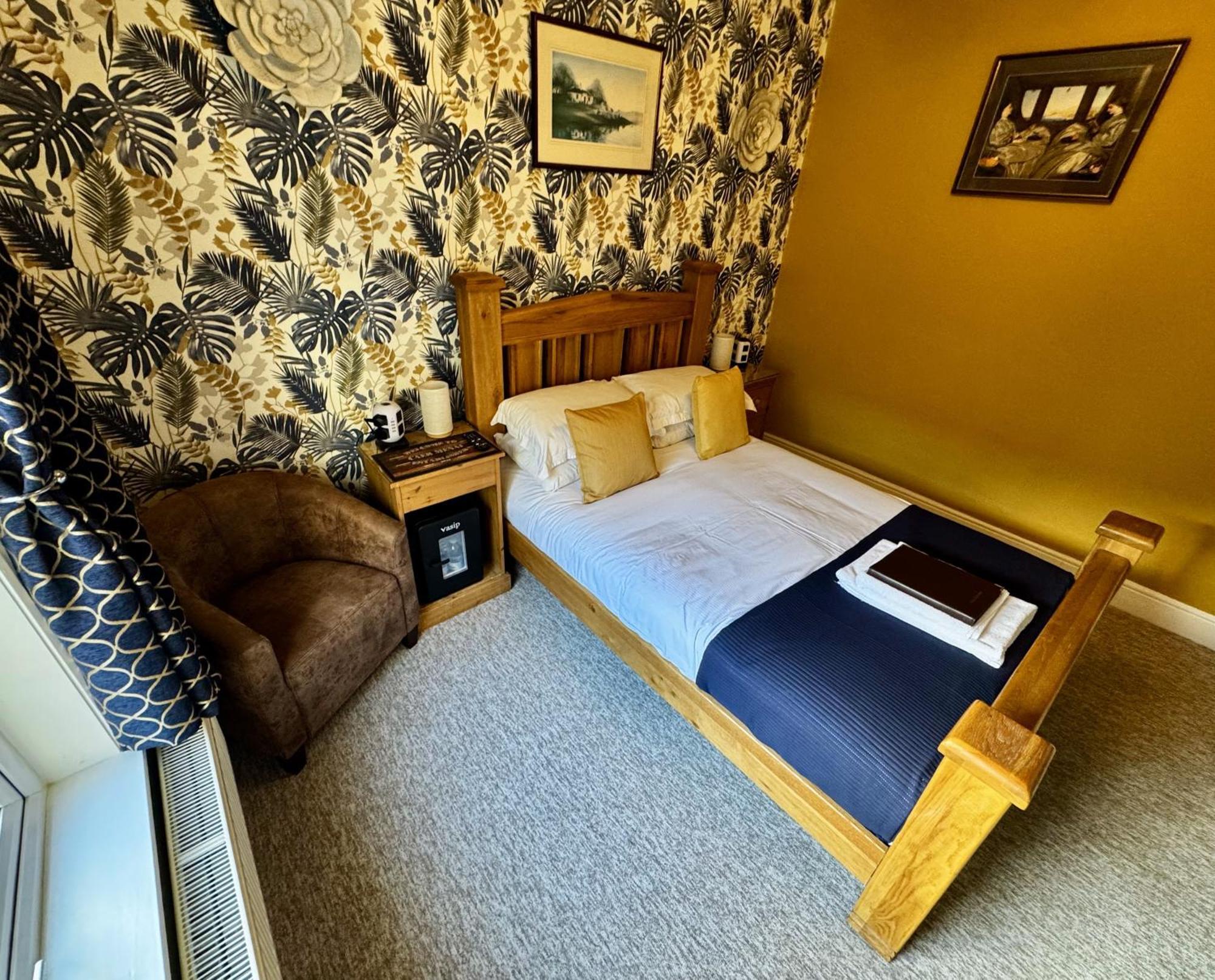 Caer Menai Hotel Caernarfon Exterior photo